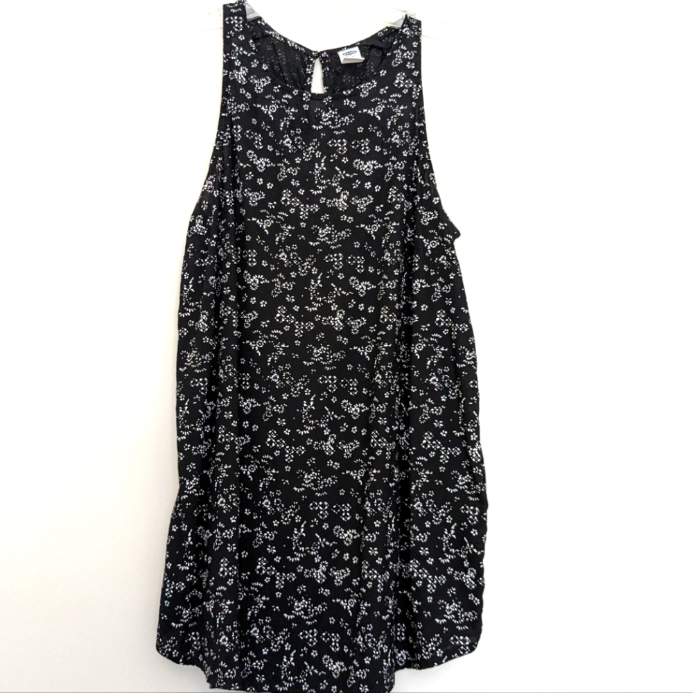 B&W Old Navy Modal Loose Fit Casual Buttoned Tank Top, WS